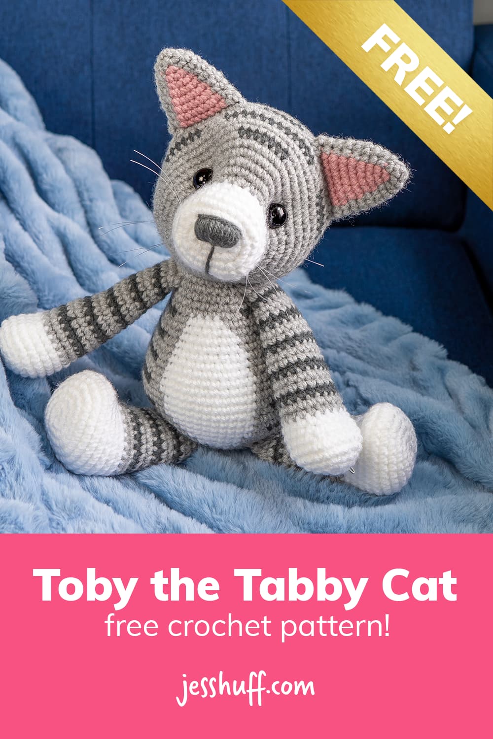Free amigurumi crochet pattern for Toby the Tabby Cat. via @heyjesshuff
