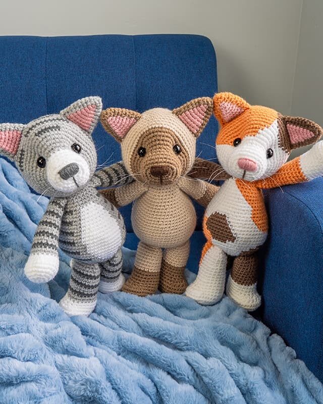 Crochet Cat Free Amigurumi Pattern - Tabby, Siamese & Calico