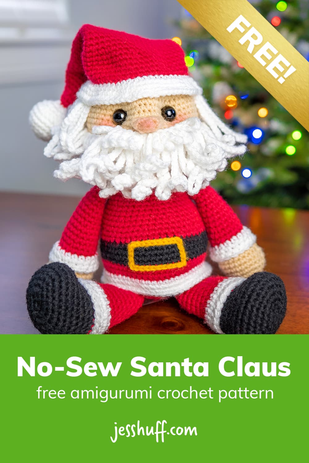 This no-sew amigurumi crochet pattern is available for free! Santa stands 16" tall when crocheted with worsted weight yarn and a 3.5mm hook. via @heyjesshuff