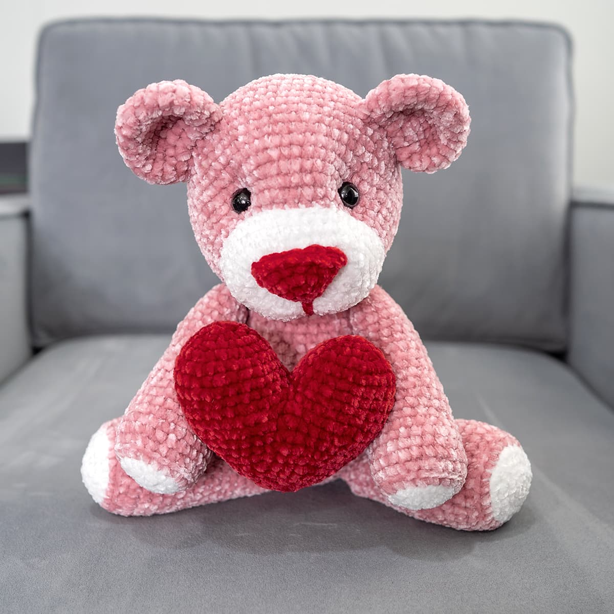 Valentine Bear Free Amigurumi Crochet Pattern
