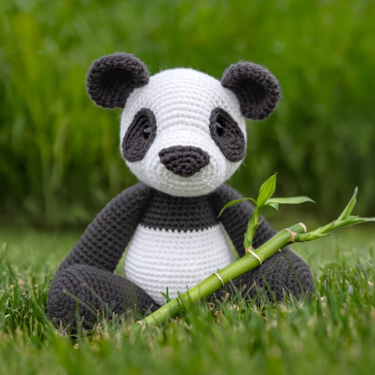 Easy Free Panda Crochet Pattern (Amigurumi Pattern) 🐼