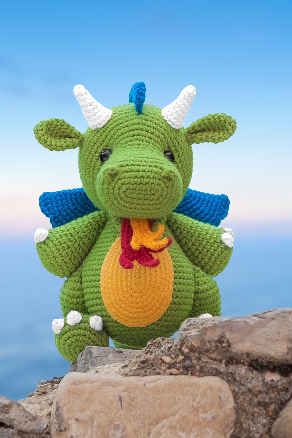 crochet dragon - front view