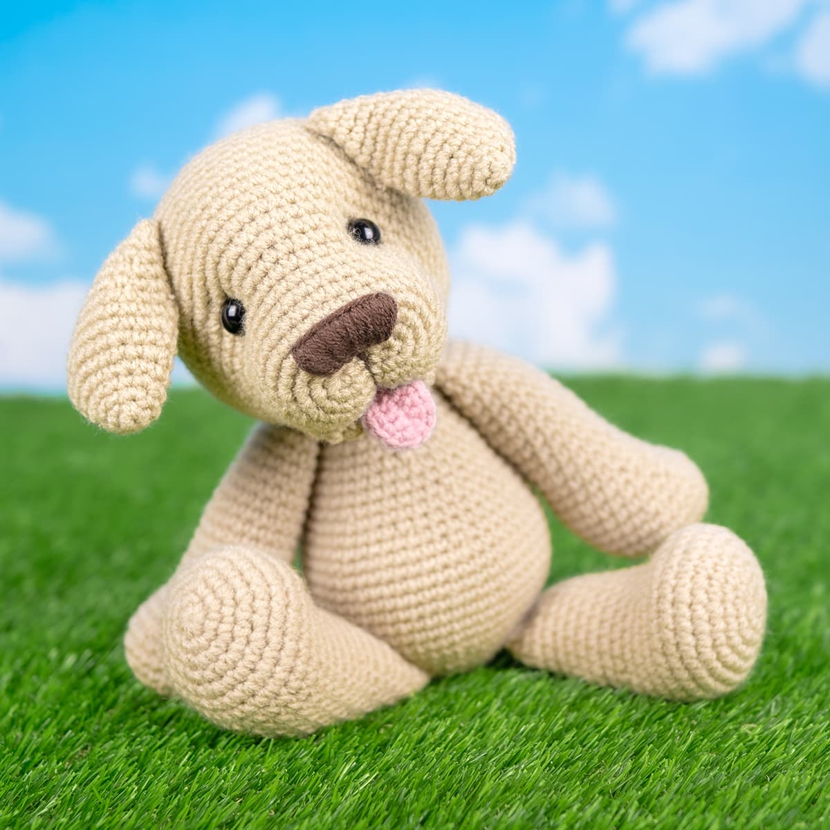 Free Dog Crochet Pattern (Lulu the Labrador)